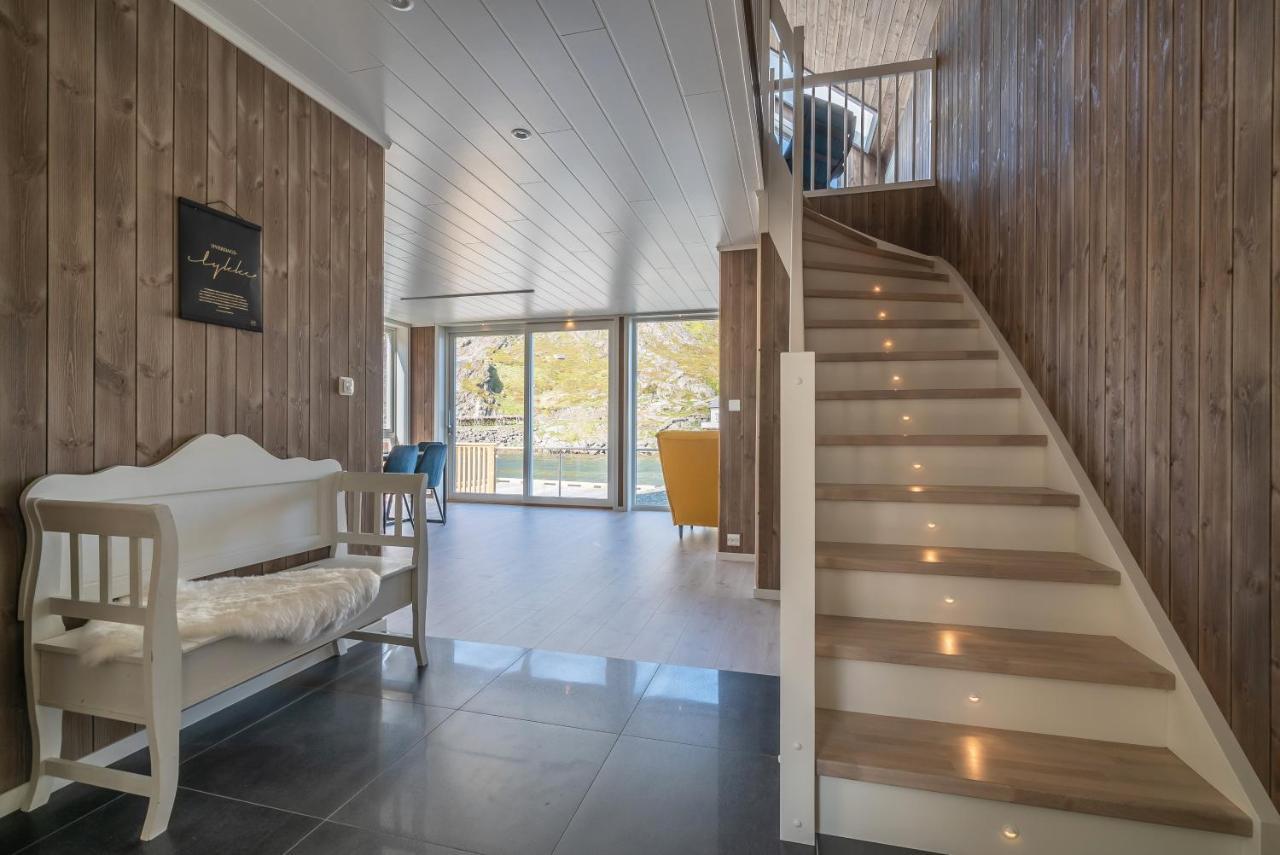 Seafront New Cabin In Lofoten Ballstad Exterior photo